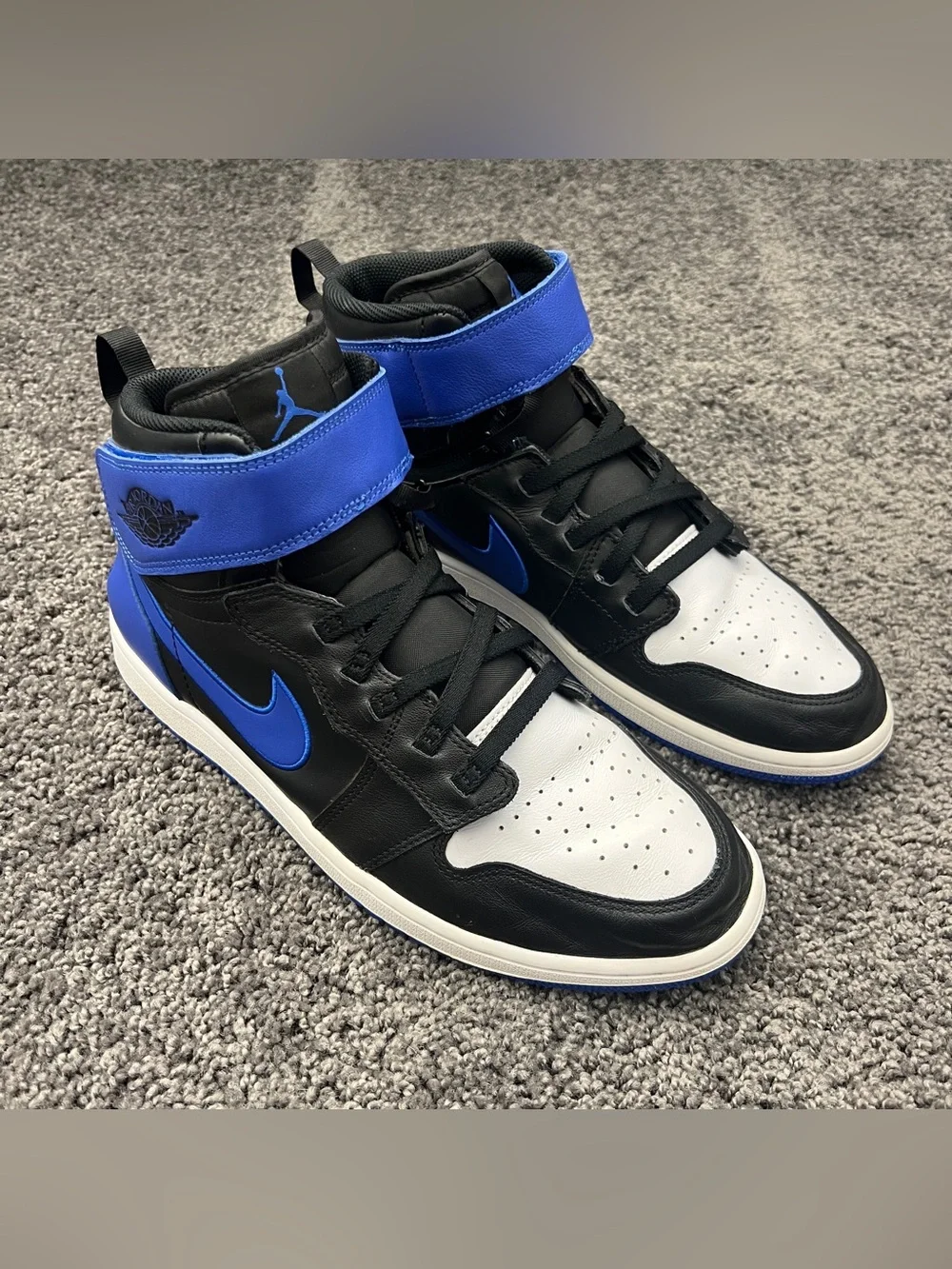 Jordan 1 High FlyEase Shoes Men’s Size 11.5 Hyper Royal Black White CQ3835-041